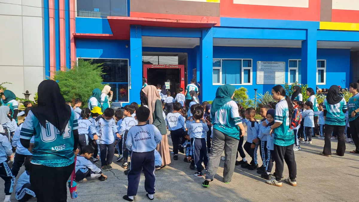 Ceria dan Sehat Bersama: Kegiatan Senam Pagi Siswa-Siswi TK Negeri 1 Samarinda